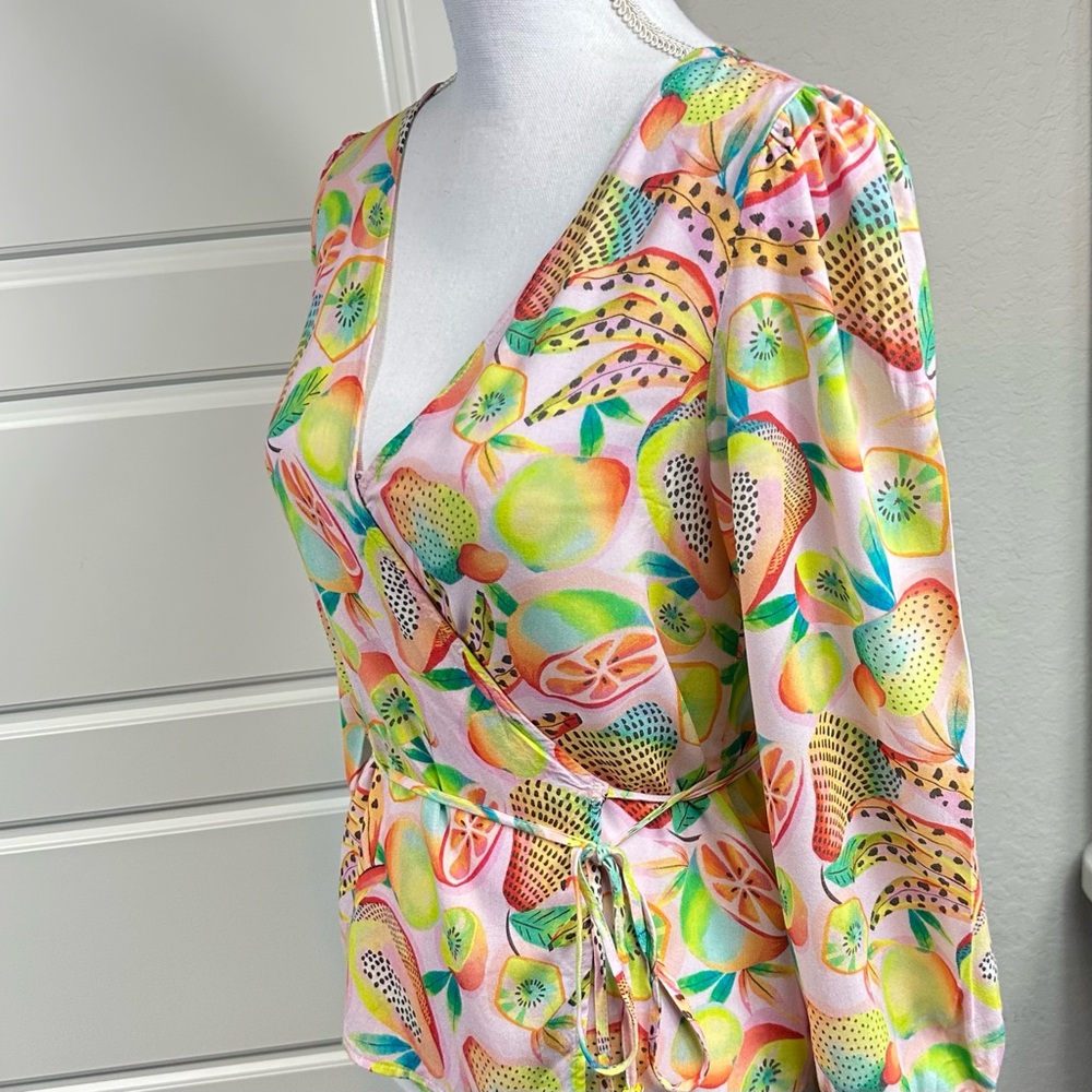 Farm Rio Anthropologie Rainforest Boho Colorful Wrap Blouse Beaded Ties Size XS - Picture 5 of 10